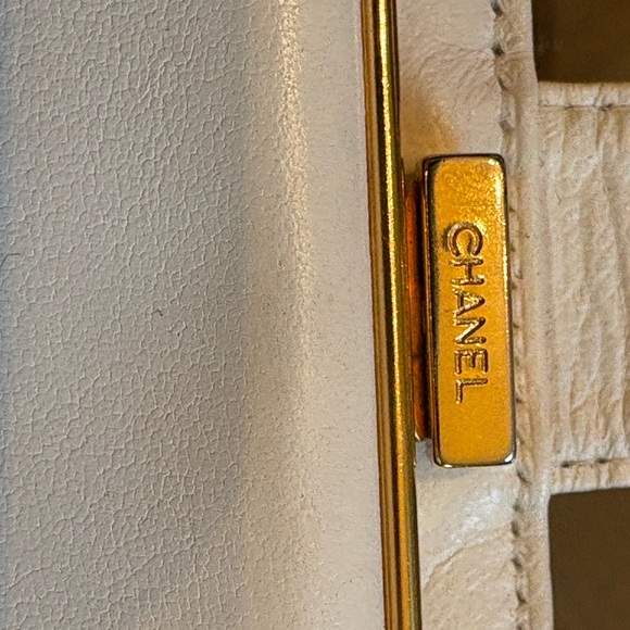 Chanel White Leather Wallet - Picture 10 of 16